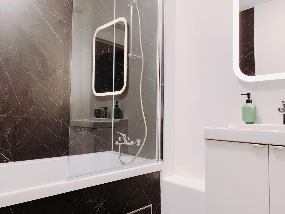 Luxury Apart' Mons City Center With Terrace Leilighet Eksteriør bilde